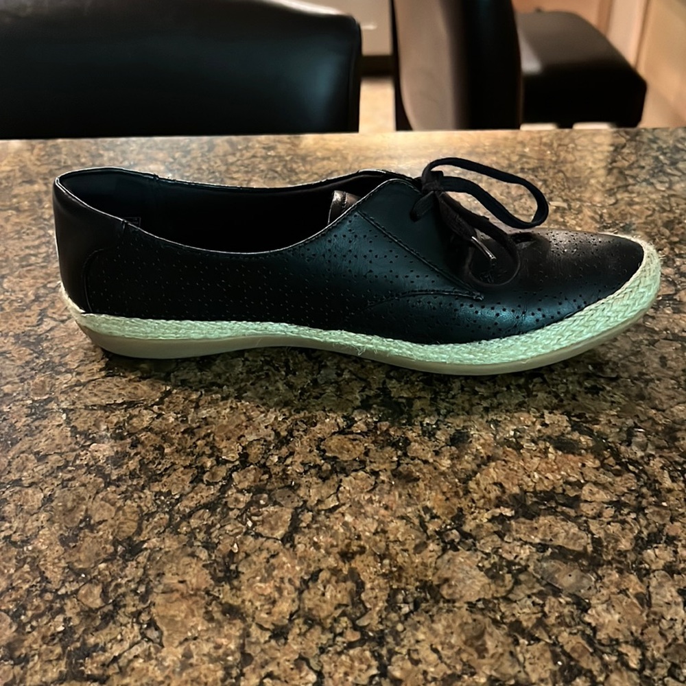 Clarks flats